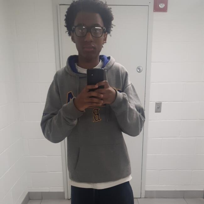 Baby-sitter in Ottawa: Mael