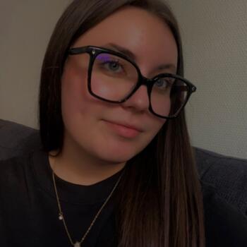 Babysitter in Rouen: Sarah