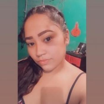 Babysitter in Santa Ana: Mayling