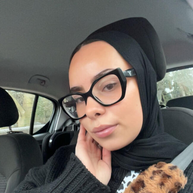 Babysitter in Luton: Haneefah