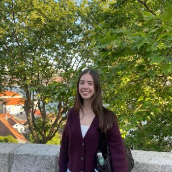 Babysitter em Aveiro: Carolina