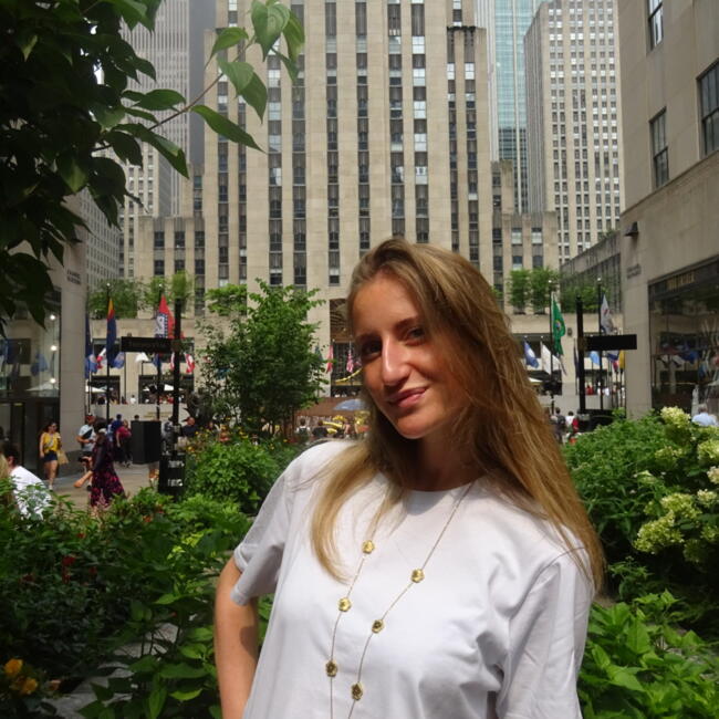 Babysitter in Paris: Eloïse