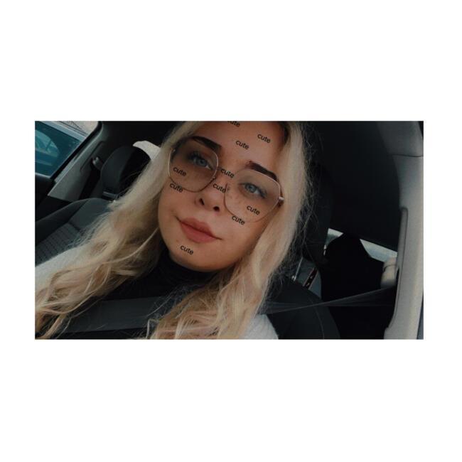 Babysitter in Cosne-Cours-sur-Loire: Cassandra