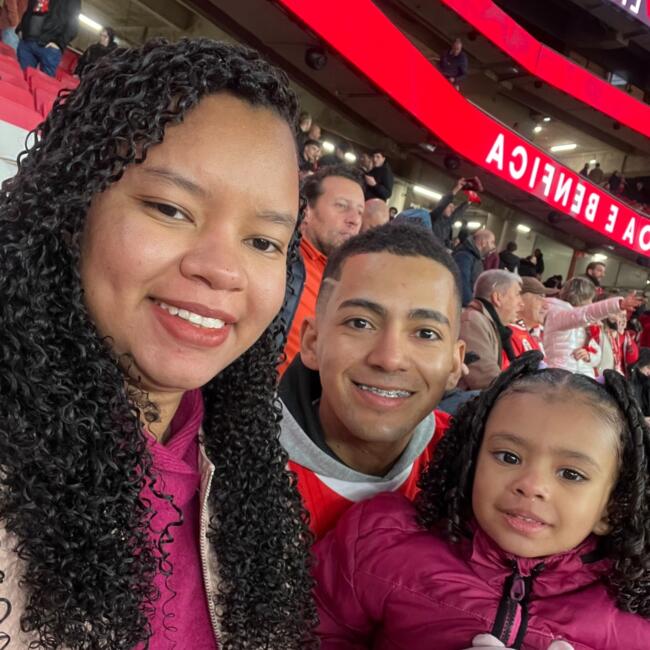 Babysitting job in Bustos: Larissa