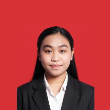 Babysitter in Malang: Naomi Mastaulina