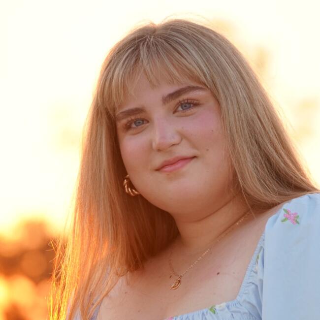 Babysitter in Hattiesburg: Falon