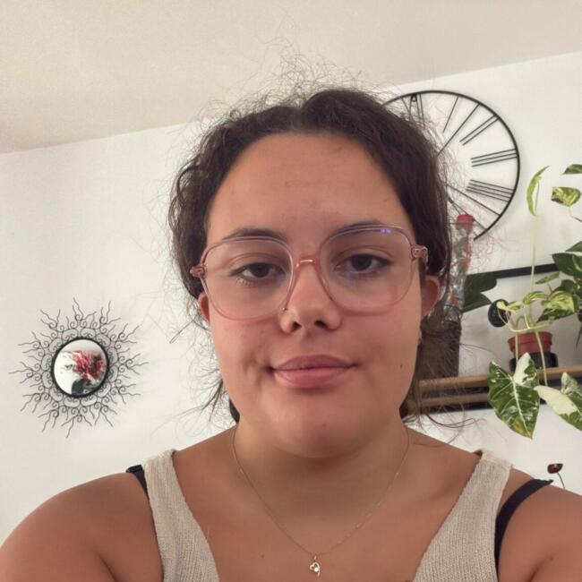 Babysitter in Saint-Sulpice-le-Dunois: Oceane