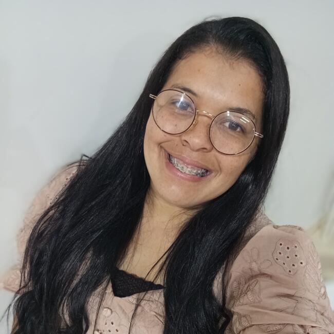Babysitter in Vitória da Conquista: Nayara