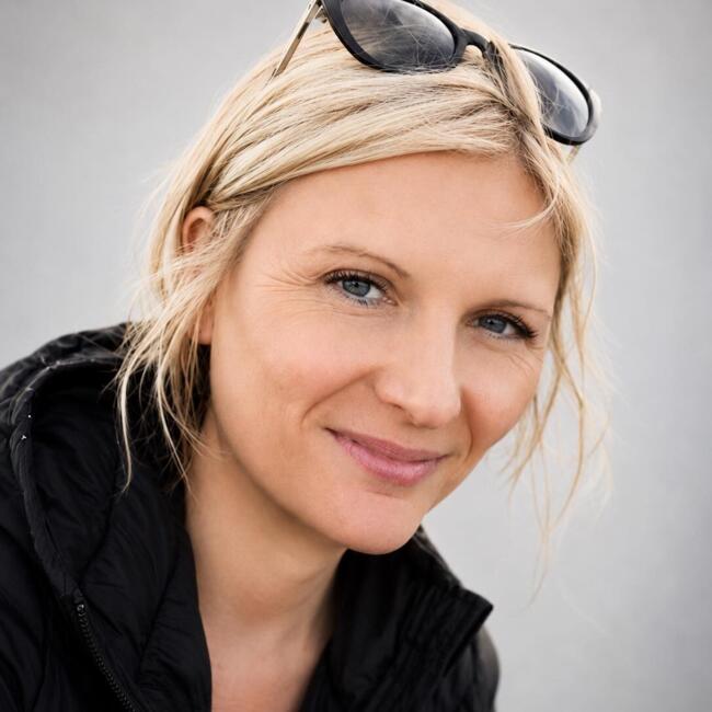 Barnevakt i Bærums verk: Kinga
