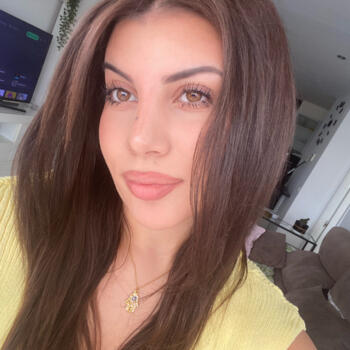 Canguro en Benalmádena: Carla Guerrero