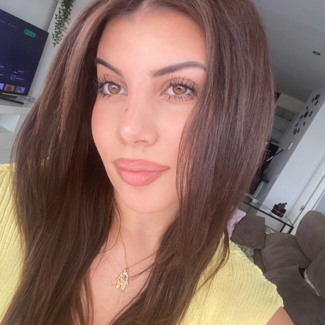 Canguro en Benalmádena: Carla Guerrero