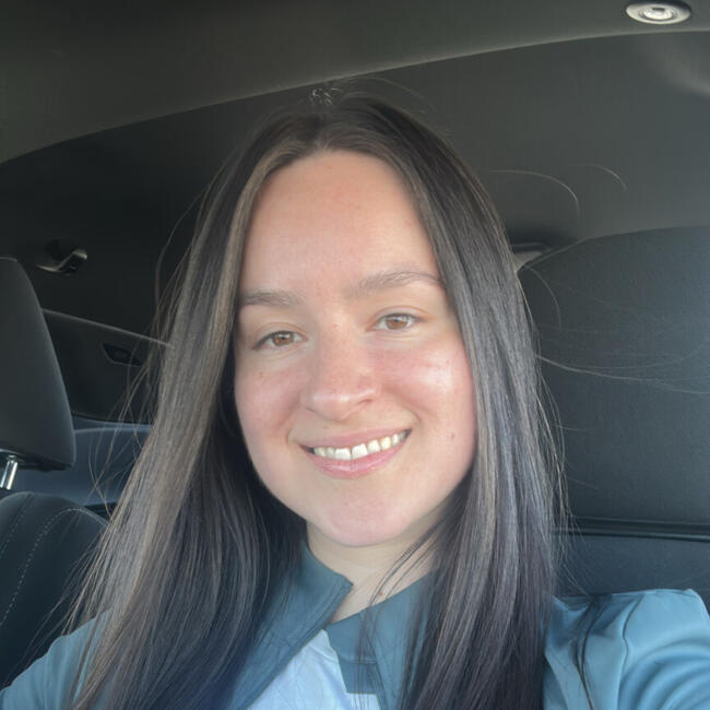 Babysitter in Oak Hills (California): Daisy