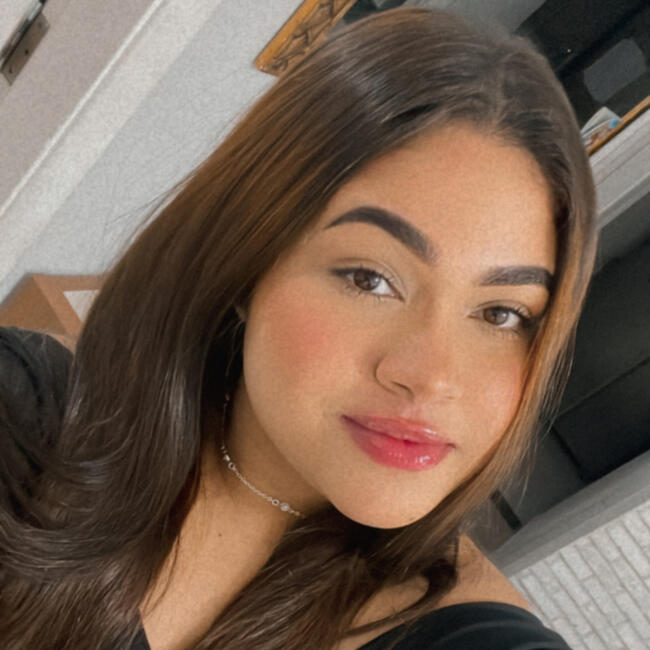 Babysitter in Guarujá: Yasmim