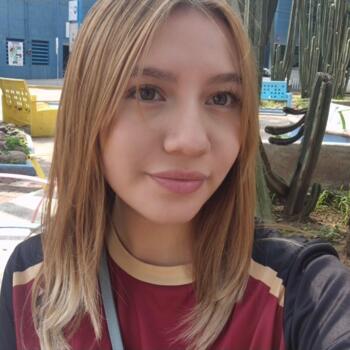 Niñera en León: Yulian