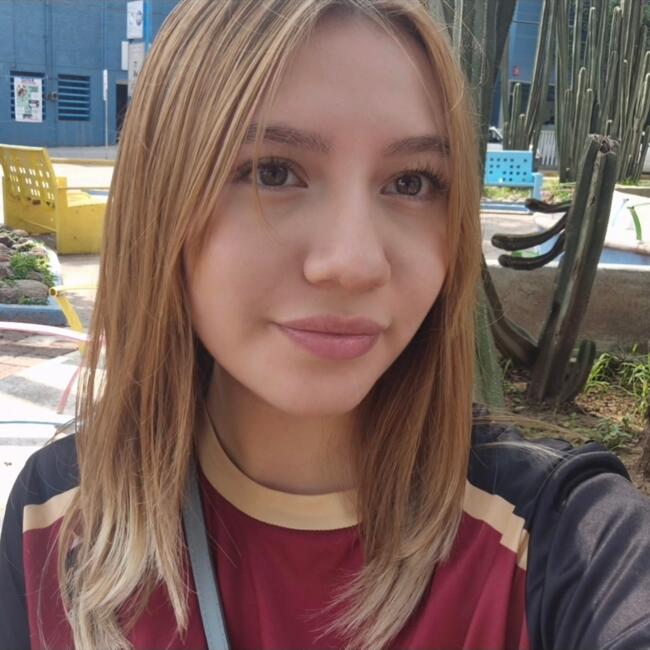 Niñera en León: Yulian