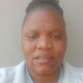 Nanny eMbalenhle: Slindile