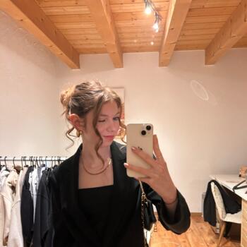 Babysitter in La Brévine: Erine