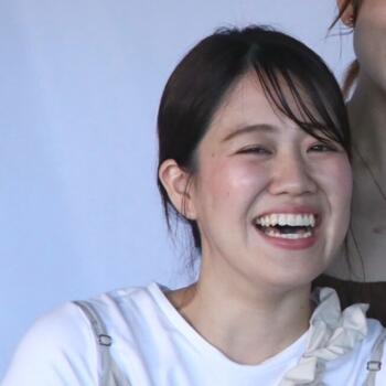Babysitter in Cairns: Mina