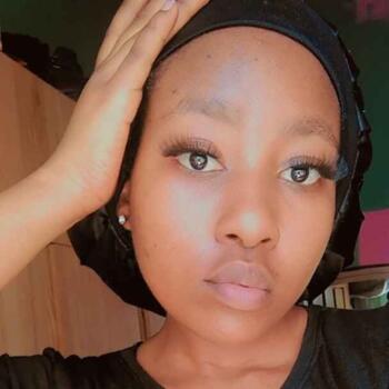 Babysitter in Germiston: Lerato