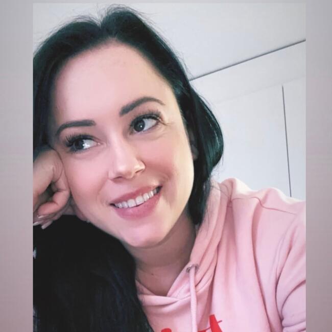 Babysitter in Oberengstringen: Samira