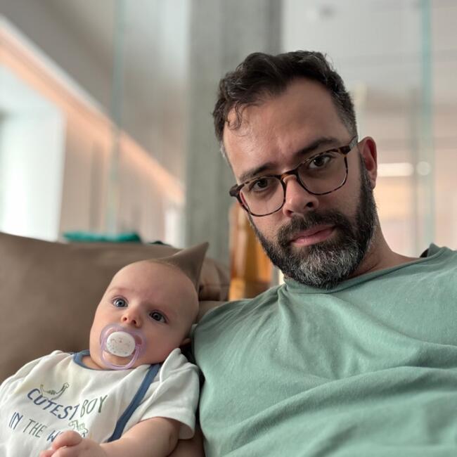 Δουλειά για babysitter στην περιοχή Vendas Novas: Pedro