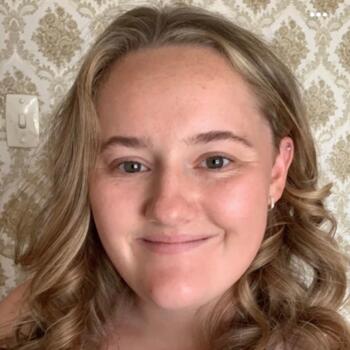 Babysitter in Oamaru: Sarah