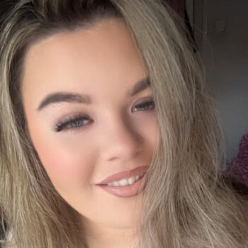 Babysitter in Dublin: Holly