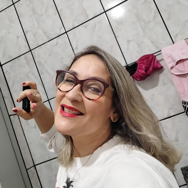 Babysitter in Cariacica: Eliene