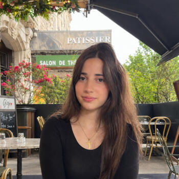 Babysitter in Grenoble: Mathilde