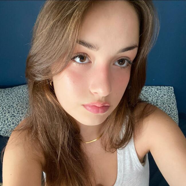 Babysitter in Amay: Clara