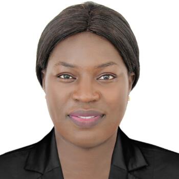 جليسة أطفال في دبي: Kenzoc