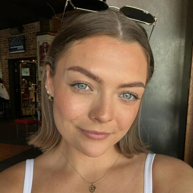 Babysitter in Sydney: Shannon