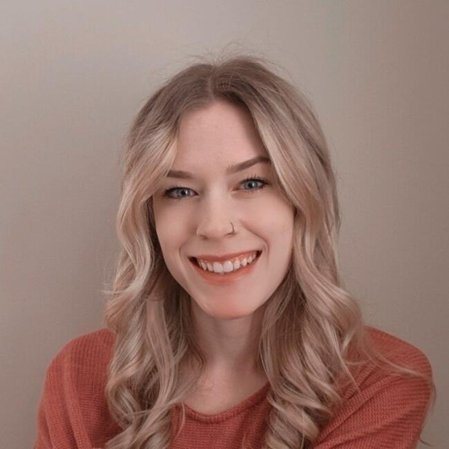 Babysitter in Calgary: Stephanie
