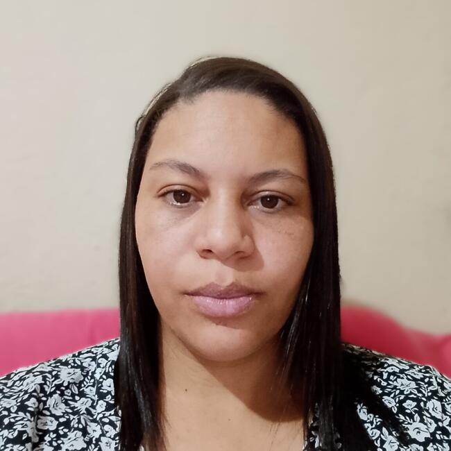 Babá em Piçarras: Suellen