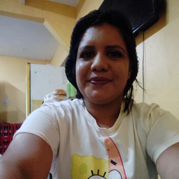 Babysitter Belém: Elane