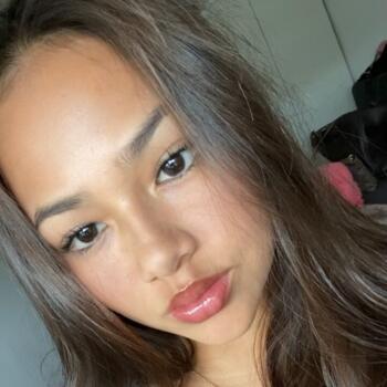 Babysitter in Almere Stad: Emily Isabella