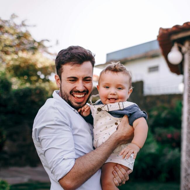 Babysitting job in Islamabad: Man