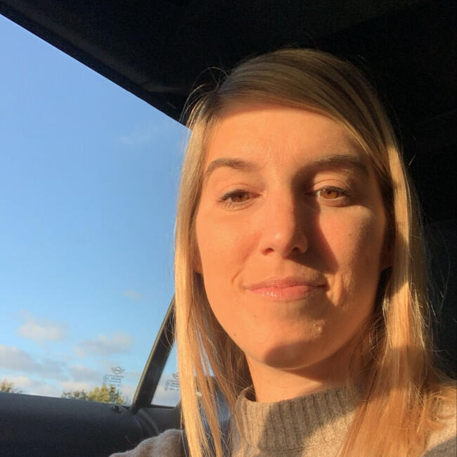 Babysitter in Wetteren: Laura