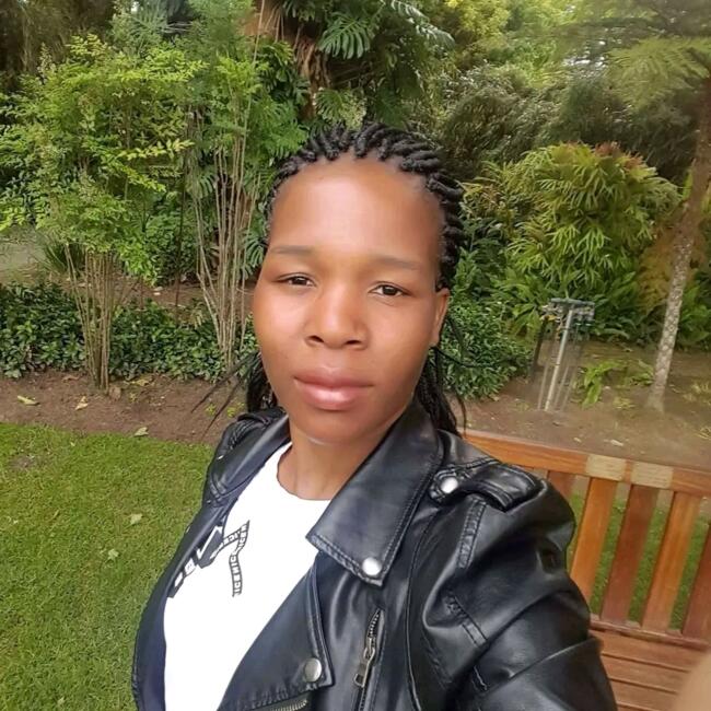 Babysitter in Cape Town: Awina