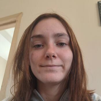 Babysitter in Oupeye: Sarah