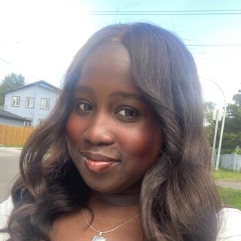 Baby-sitter in Edmonton: Monica