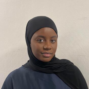 Baby-sitter Saint-Julien-en-Genevois: Tiguidanke