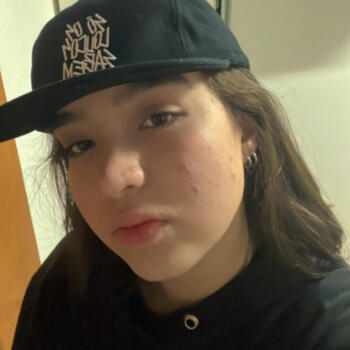 Babá em Guarapuava: Sara