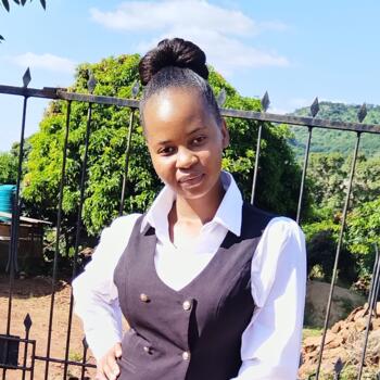 Babysitter in Johannesburg: Reneilwe