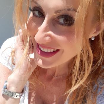 Babysitter a Fiumicino: Emanuela