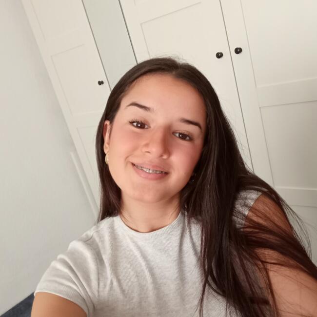 Babysitter in Alboraya: Eva