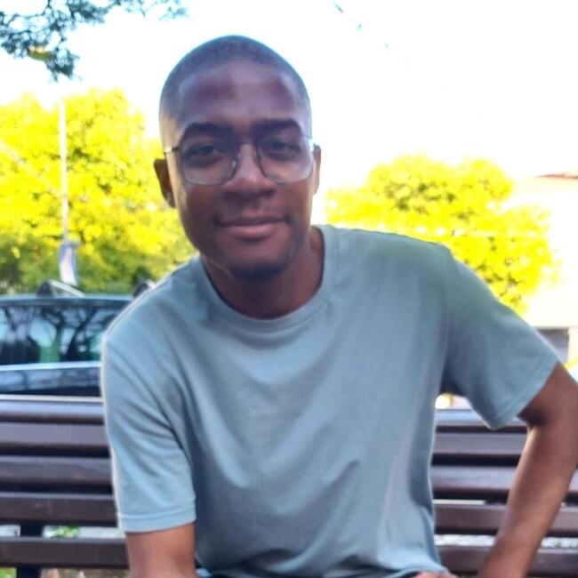 Babysitting job in Loures: Yazalde