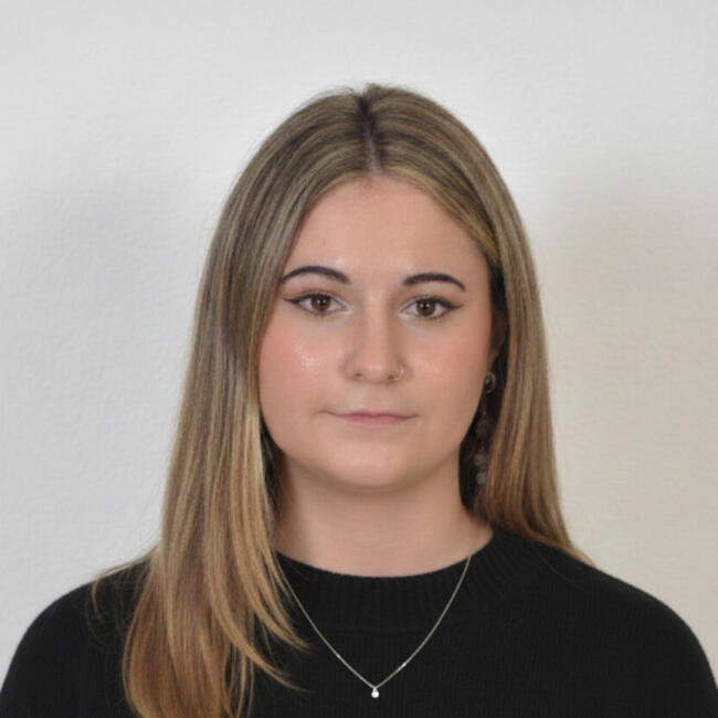 Babysitter in Madrid: Elena