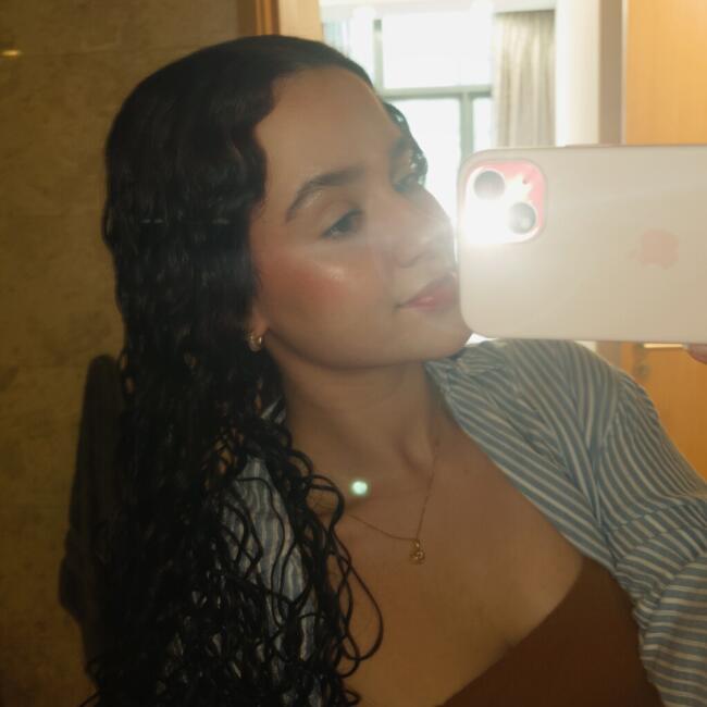 Babysitter in Singapore: Ana