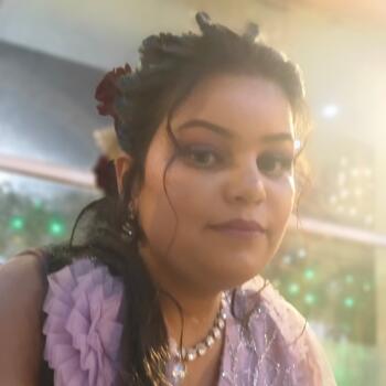 Babysitter in Ghaziabad: Neha